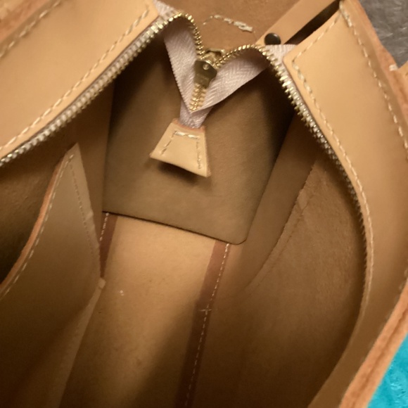 Portland Leather Lola Tote in Mamey - Picture 7 of 8